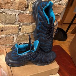 Nike Air Max TN,  https://offerup.com/redirect/?o=TmF2eS5CbHVlL0JhYnk= Blue Size 12