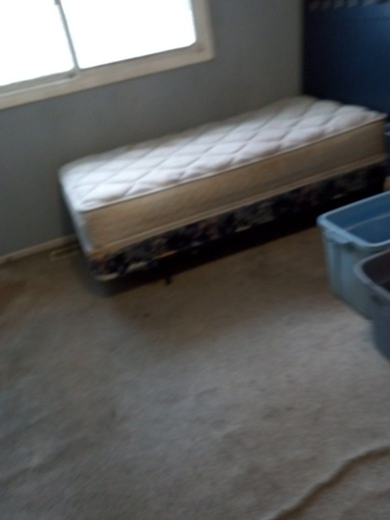 Bedroom Set On Twin Bed One Night Stand One Dresser With Mirror