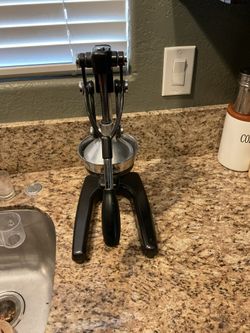 Manuel Orange Juicer