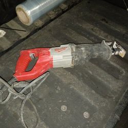 Milwaukee Saw Corded
