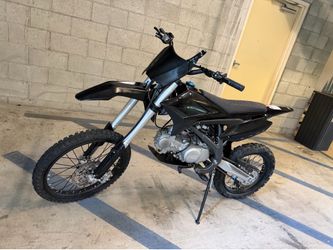 Clean 2025 Apollo  New 150 cc