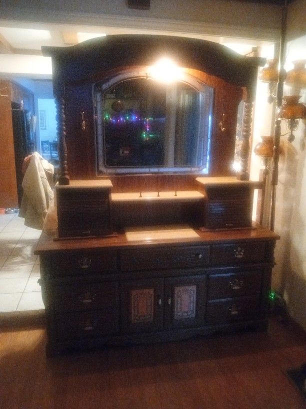 Vintage Dresser Walnut Finish With Mirror Top 