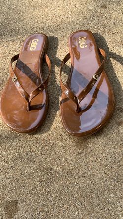 GBG Los Angeles brown glossy jelly flip-flop sandals
