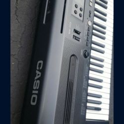 Casio Musical Keyboard 