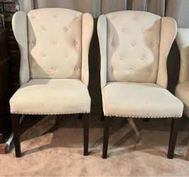 Set of 2 accent chairs