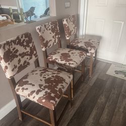 Whiskey Barrel Table And Three Chairs