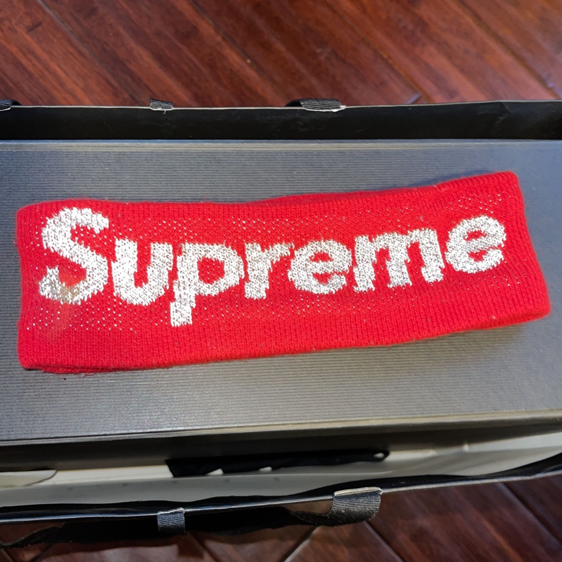 Supreme New Era Reflective Logo Headband 17
