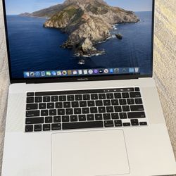 MacBook Pro 16” 2.6ghz I7 16gb Ram 500gb SSD Low Cycles !!!