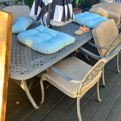 Outdoor Heavy Furniture 7’ By  42” Umbrella With 6 Chairs 
