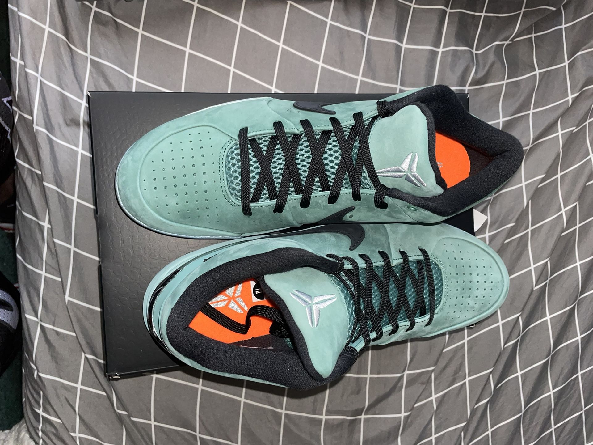 Nike Kobe 4 Girl Dad Size 8 Mens