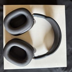AirPod Max Space Gray