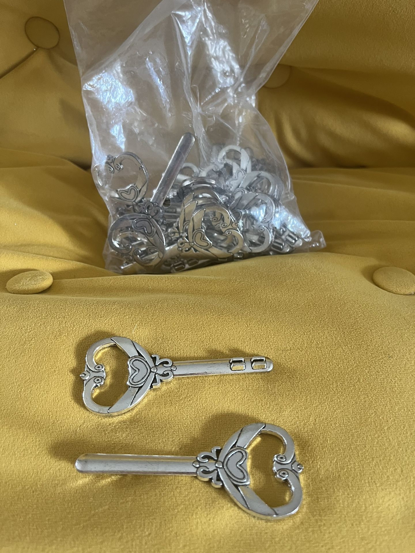 Vintage Keys/card Holders