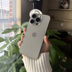 iPhone 16 Pro 256gb Unlocked 