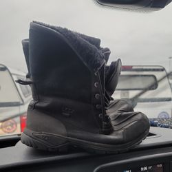 Mens Uggs Adirondack  Size 10