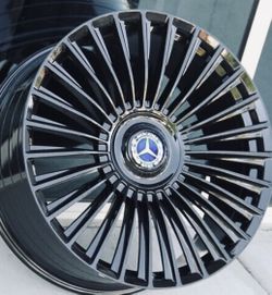 Mercedes S550 22x9/10.5 New Maybach Style Rims With Floating Caps And Tires Set 