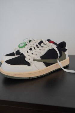 Travis Scott x Air Jordan 1 Retro Low OG SP 'Reverse Olive