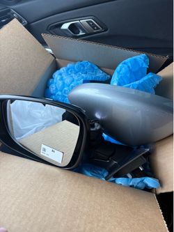 Honda accord mirror assembly/ cap
