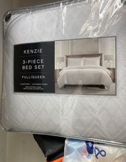 Brand New Kensi Full/ Queen Beautiful 3 Piece Bed Set 