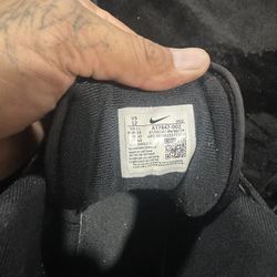 Nike Barrage Size 12