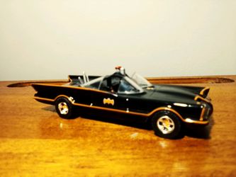 1966 Batmobile 1/32 Scale Die-Cast