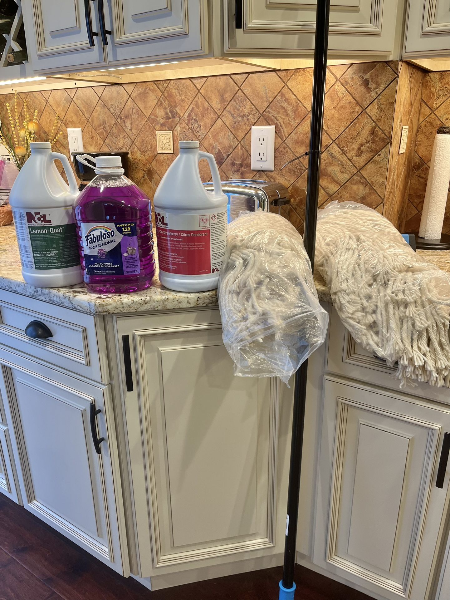 Brand New Professional Cleaning Products For Cleaning Service Or Small Businesses