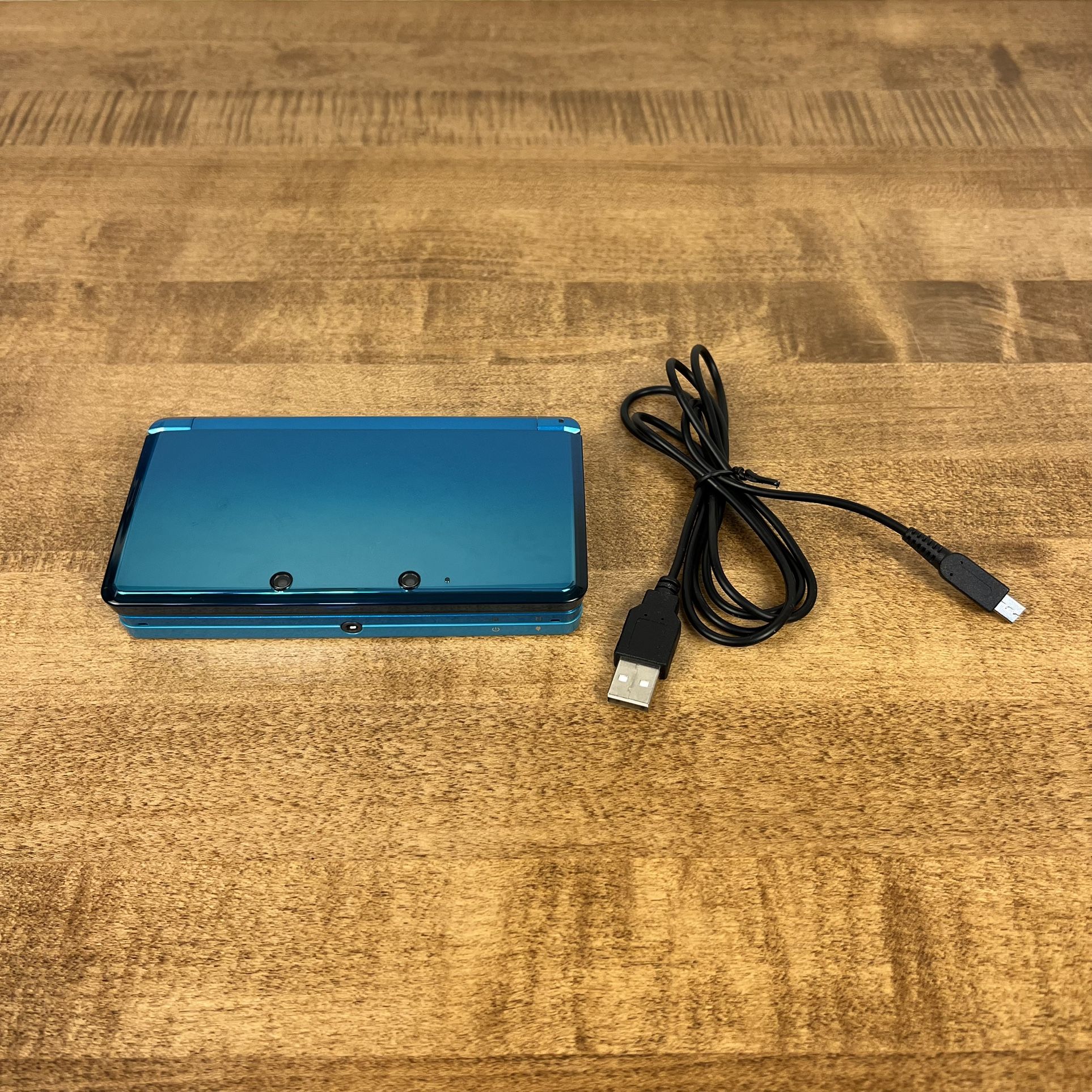Nintendo 3DS Handheld System - Aqua Blue