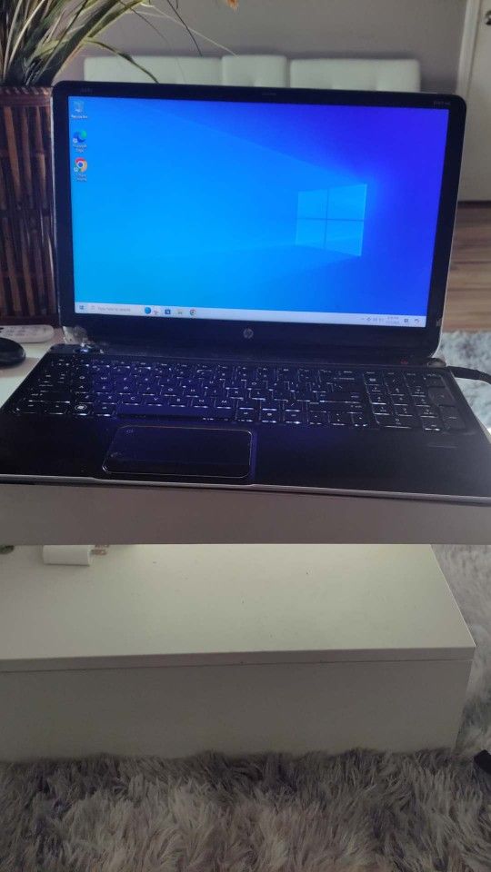 Older Laptop, Windows 10,Must Be Plugged In, Charger Included