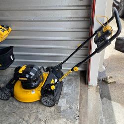 Dewalt 2x20V MAX 21 in. Cordless Battery Powered Push Lawn Mower tool only