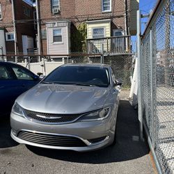 Chrysler 200 brand new Price Negotiable