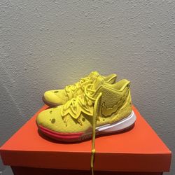 kyrie spongebob size 4.5y