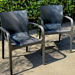 Lagoon Black Resin Outdoor Chairs