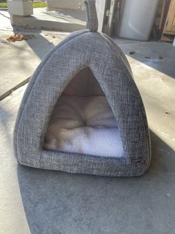 Tiny Dog House