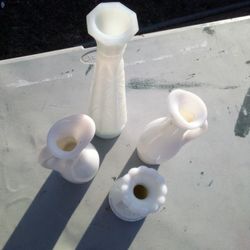 4 PIECES OF BEAUTIFUL MILK WARE!!!