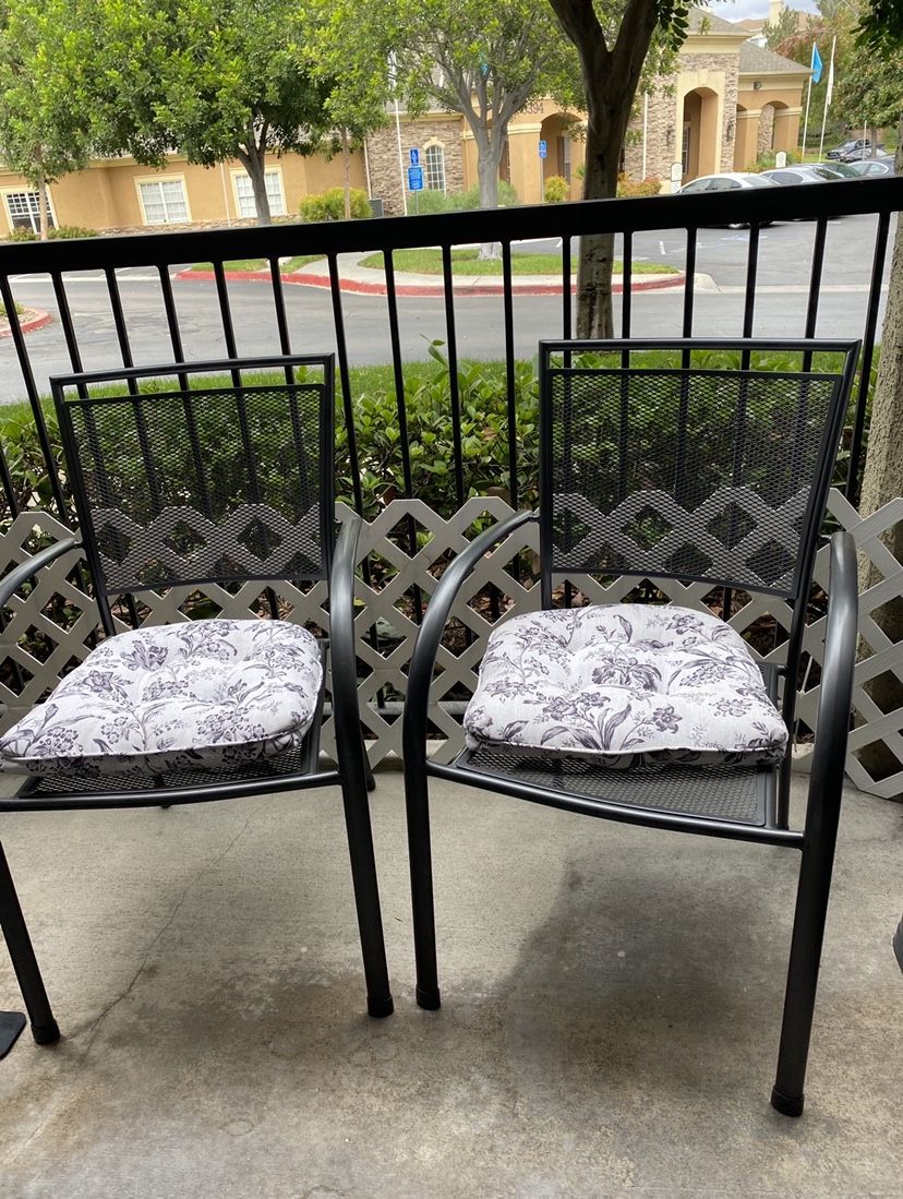 Two Metal Chairs w/ Seat Cushions