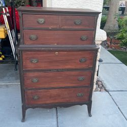 Antique Furniture 