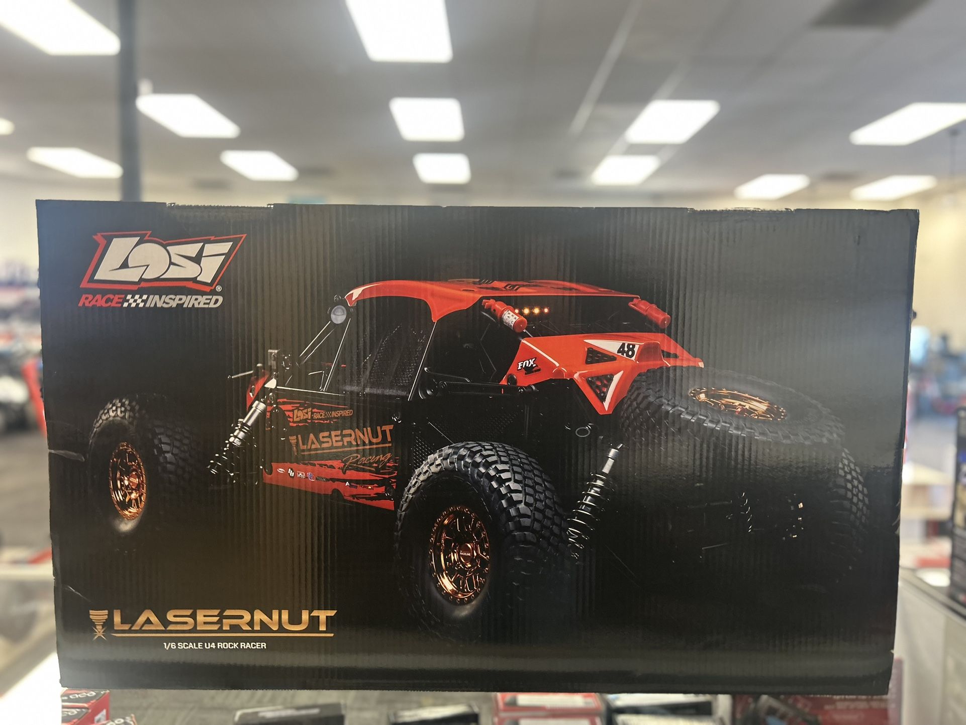 Losi 8IGHT Super Lasernut 4S 4X4 RTR Brushless Desert Truck