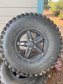 Polaris maxxis rampage fury 32x10x15 tires and wheels