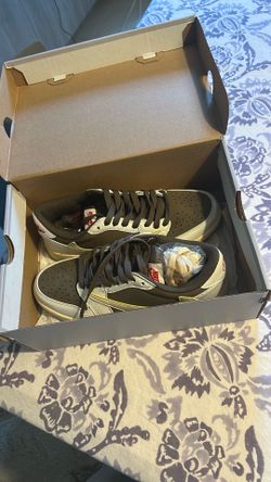 Jordan 1 Low Travis Scott Reverse Mocha