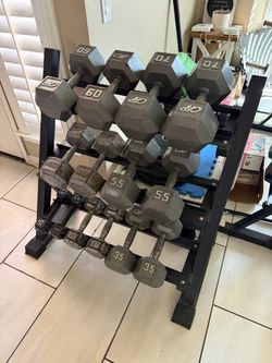 Dumbbells weights 10-70lbs plus rack 580lbs total