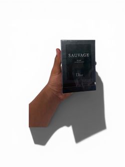 ⚫ Dior Sauvage Elixir
