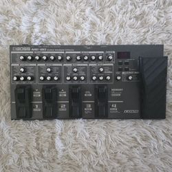 Used BOSS ME80 Guitar Multi Effect Processor
Item #:10 POS #:10
$224.99
Condition: Great
This product shows little signs of use and is c