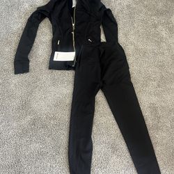 Black lululemon set 
