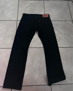 Black 501 Levi Jean W33XL32