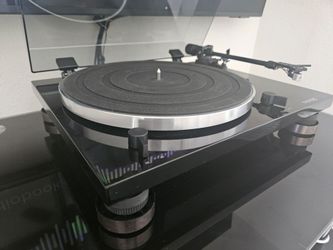Turntable,  Thorens.
