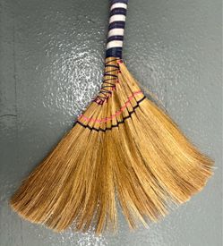 Traditional Vietnamese Straw Grass Broom