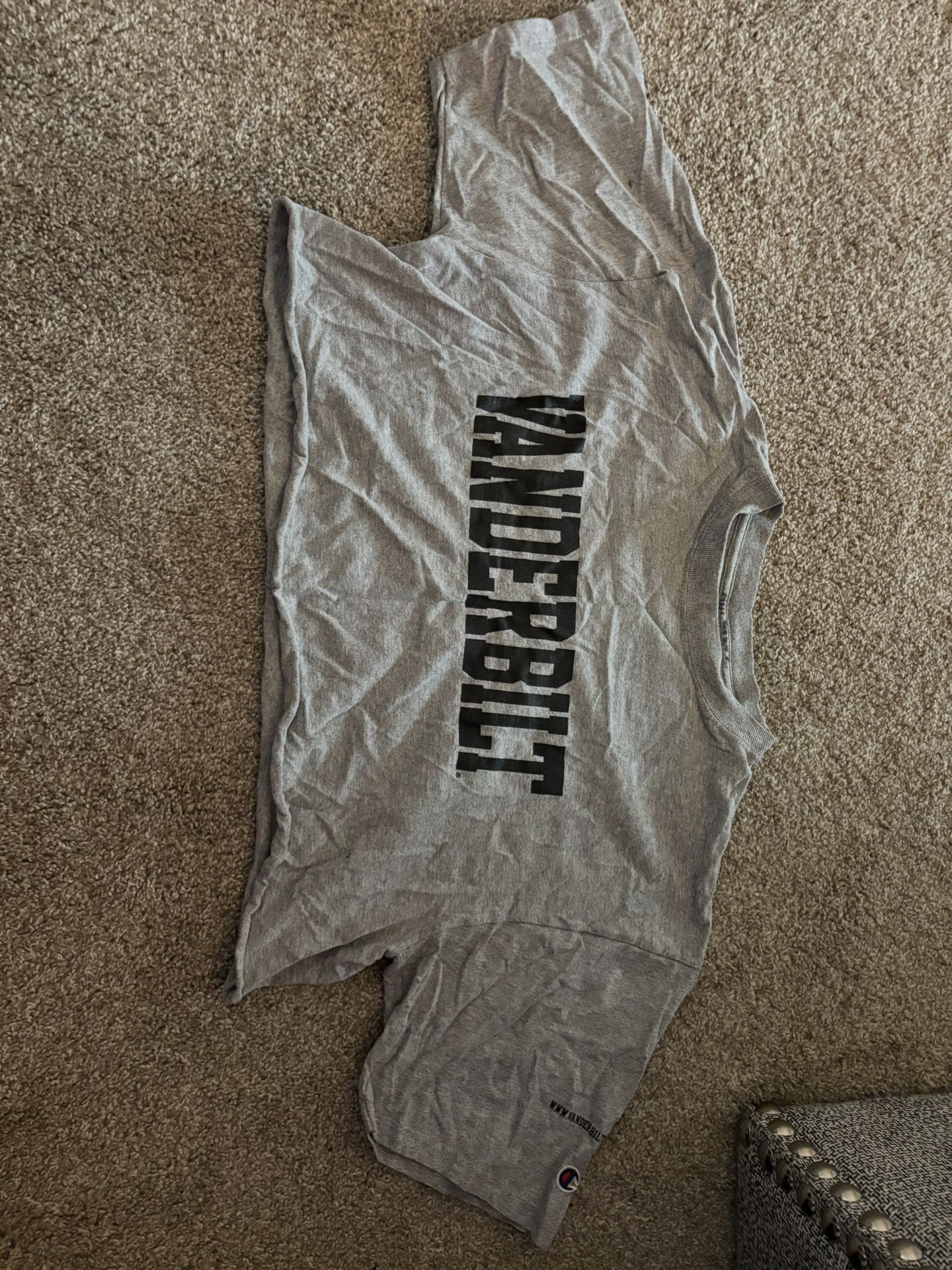 Vanderbilt Cropped T SIZE L