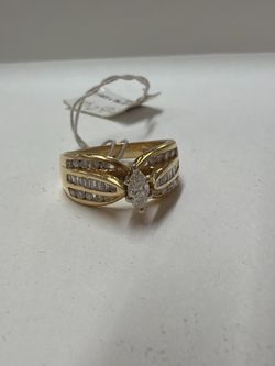 14K Gold Clear-Stone Statement Ring, 4.12 dwt