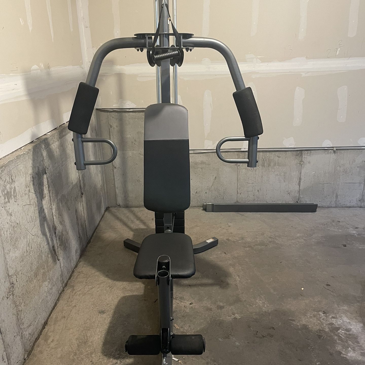 Weider XRS 50 Home Gym with 112 Lb. Vinyl Weight Stack for Sale