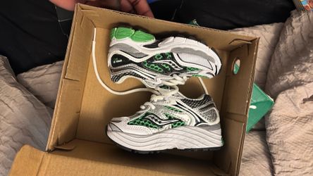 Saucony shoe for toddlers