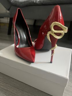 Catwalk Connection, Red Heels Snake Design